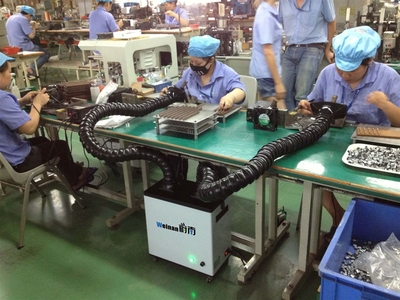 電子技術創新助力焊錫煙霧凈化 高效解決工人吸入風險